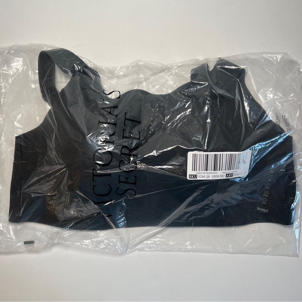 Victoria’s Secret Featherweight Max Sports Bra Size 38DDD